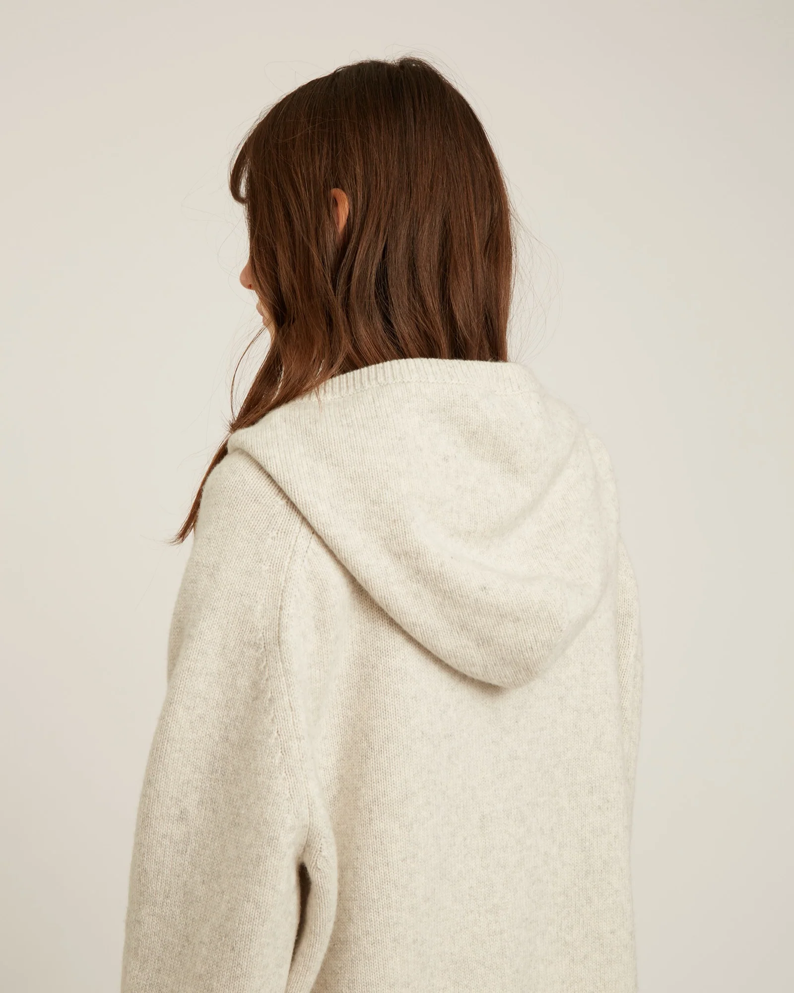 cardigan à capuche en laine et cachemire NOEMIE – Image 6